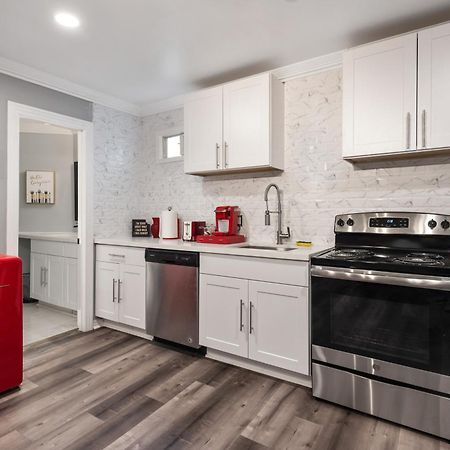 Urban Retreat 1Br With Free Park Leilighet Houston Eksteriør bilde